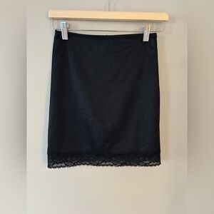 Bodyslimmers Nancy Ganz shapewear Elegant Black Lace Trim Skirt sexy timeless